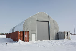 fully-enclosed-container-mounted-building-from-alaska-structures-on-the-north-slope-oil-pipeline-2-menu