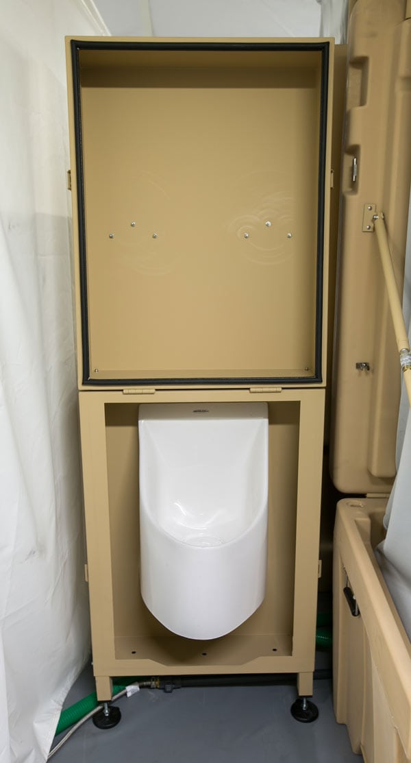 alaska-portable-urinal-system-for-hygiene-facilities-from-alaska-structures-1
